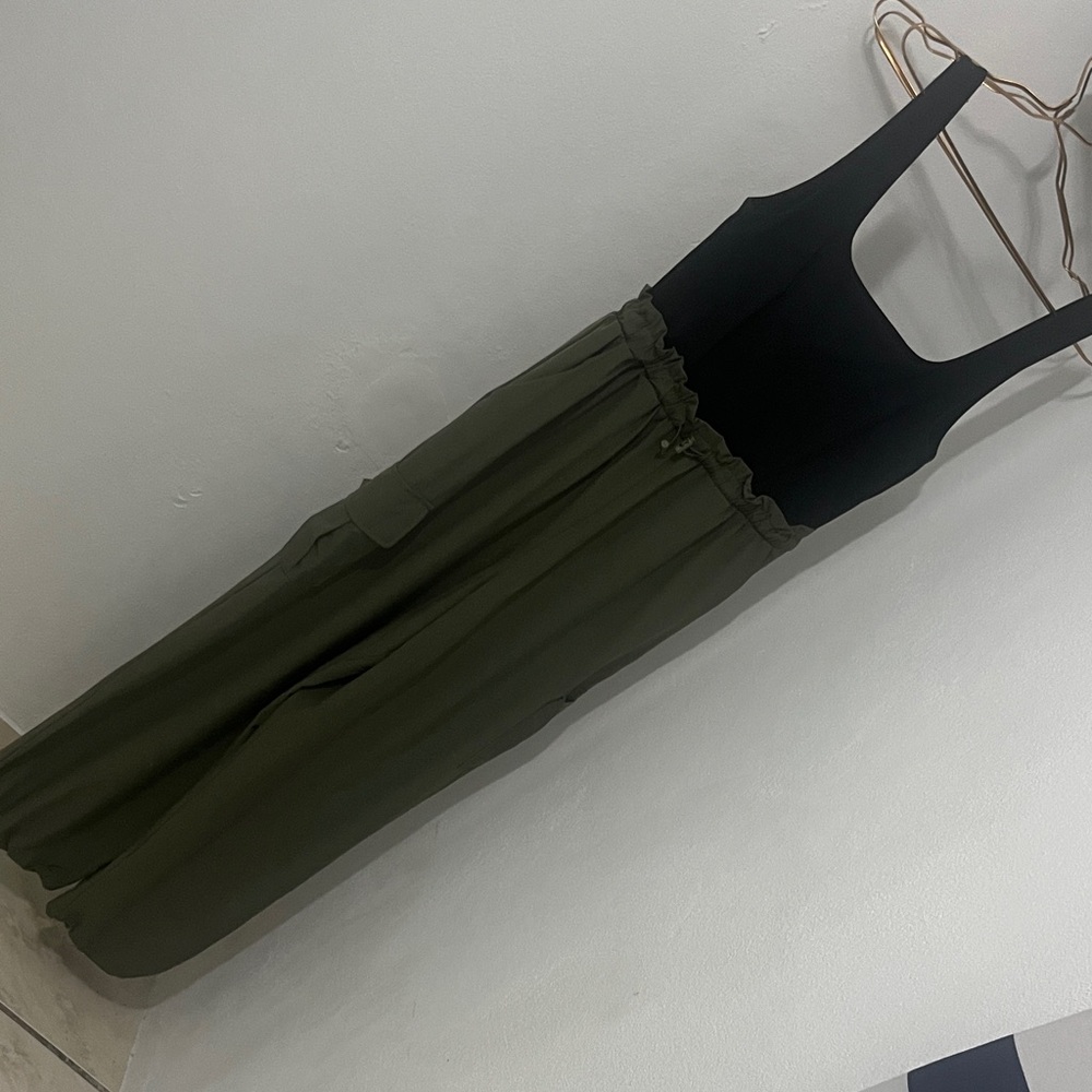 Derek Heart Black and Olive Apparel
